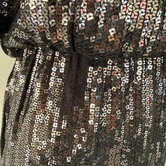 VINTAGE Y2K CACHE BLACK SEQUIN COLD SHOULDER DRESS - Picture 4 of 7